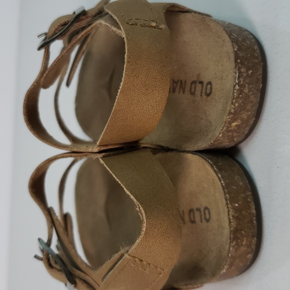 Old Navy Faux Leather Double Buckle Sandals 6-12M - Picture 8 of 13